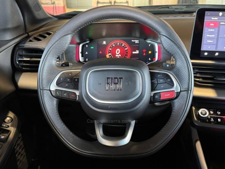 FIAT - FASTBACK - 2022/2023 - Cinza - R$ 118.900,00