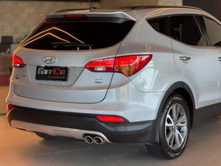 HYUNDAI - SANTA FÉ - 2013/2014 - Prata - R$ 97.900,00