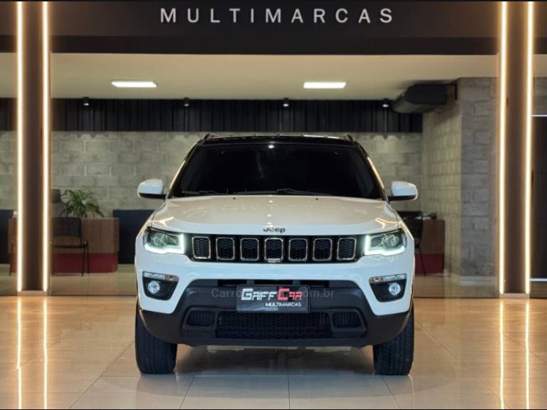 JEEP - COMPASS - 2016/2017 - Branca - R$ 94.900,00