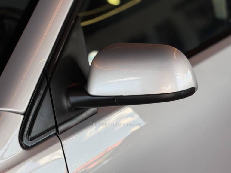 VOLKSWAGEN - POLO SEDAN - 2007/2007 - Prata - R$ 37.900,00