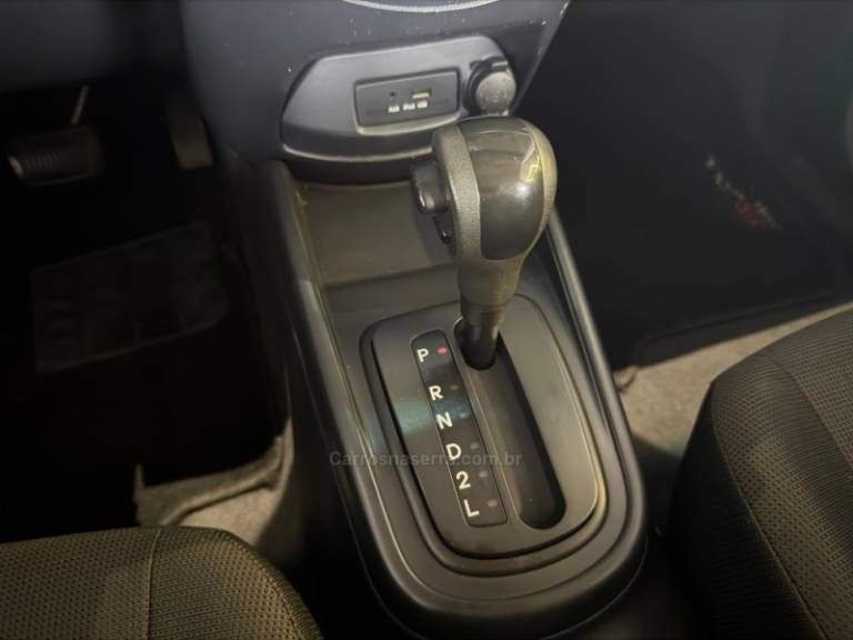 KIA MOTORS - SOUL - 2009/2010 - Vermelha - R$ 44.900,00