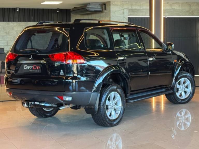 MITSUBISHI - PAJERO DAKAR - 2011/2012 - Preta - R$ 109.900,00