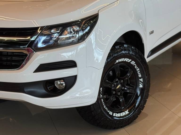 CHEVROLET - S10 - 2017/2018 - Branca - R$ 126.900,00