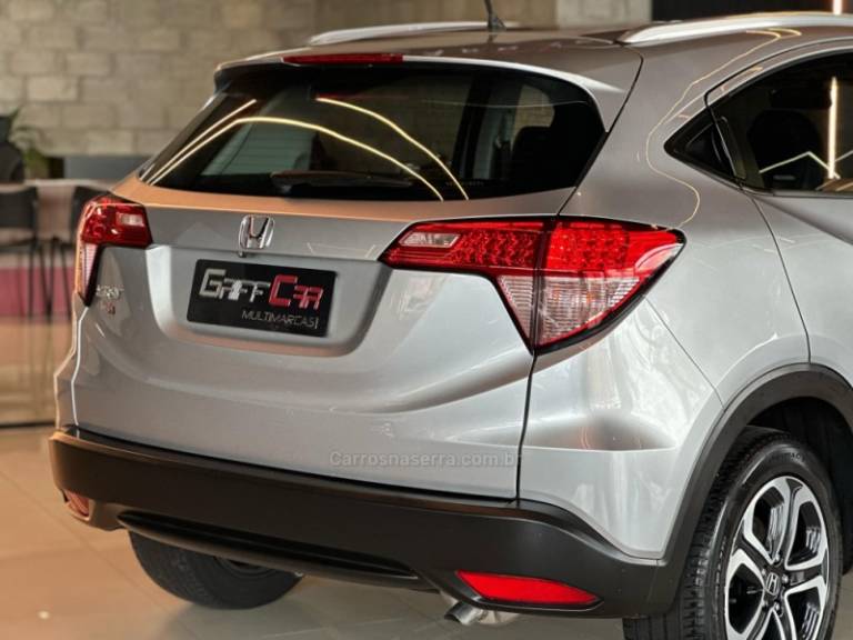 HONDA - HR-V - 2016/2016 - Cinza - R$ 91.900,00