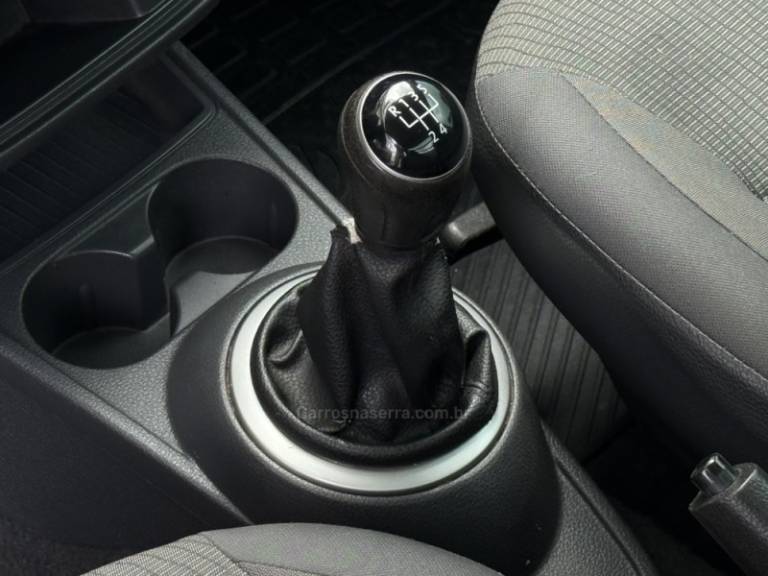 VOLKSWAGEN - SAVEIRO - 2013/2014 - Branca - Sob Consulta