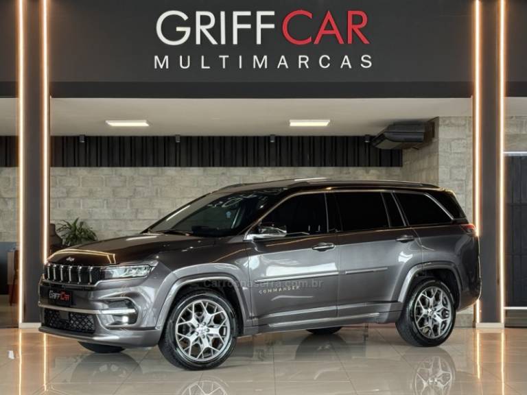 JEEP - COMMANDER - 2023/2023 - Cinza - R$ 179.900,00