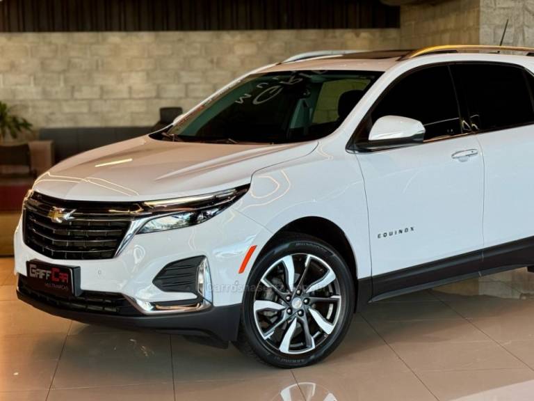 CHEVROLET - EQUINOX - 2022/2023 - Branca - R$ 179.900,00