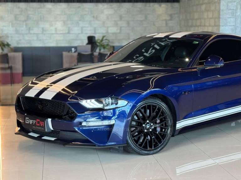 FORD - MUSTANG - 2017/2018 - Azul - R$ 359.900,00
