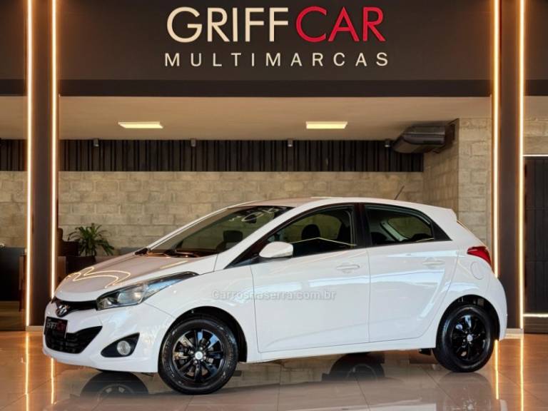 HYUNDAI - HB20 - 2013/2014 - Branca - R$ 44.900,00