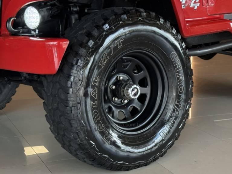 TROLLER - T4 - 2009/2010 - Vermelha - R$ 89.900,00