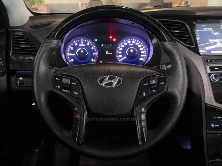 HYUNDAI - AZERA - 2014/2015 - Branca - R$ 97.900,00