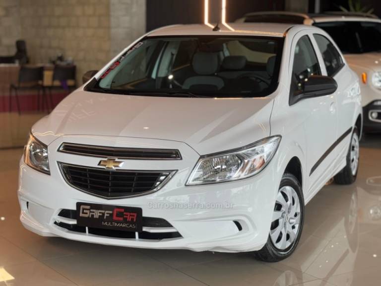 CHEVROLET - ONIX - 2014/2015 - Branca - R$ 45.900,00