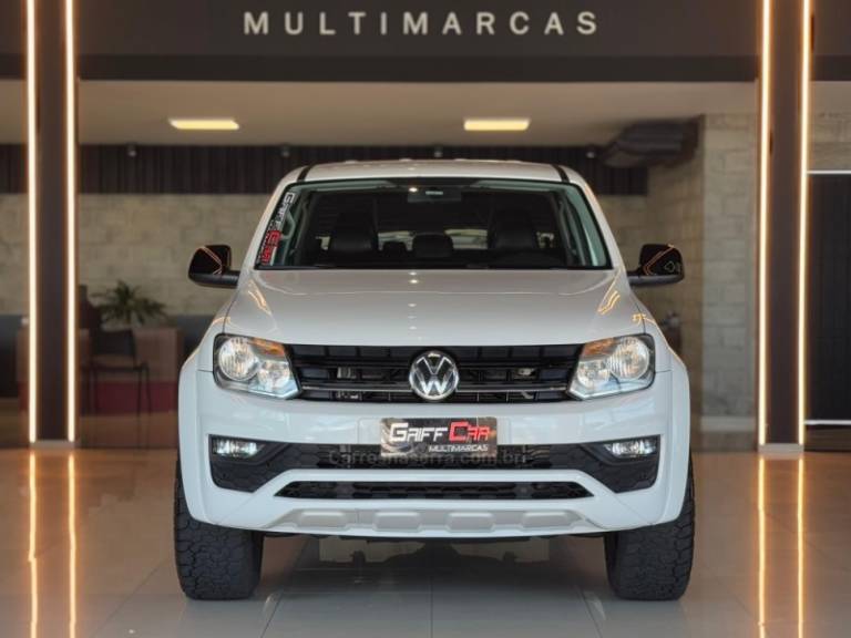 VOLKSWAGEN - AMAROK - 2018/2019 - Branca - R$ 129.900,00