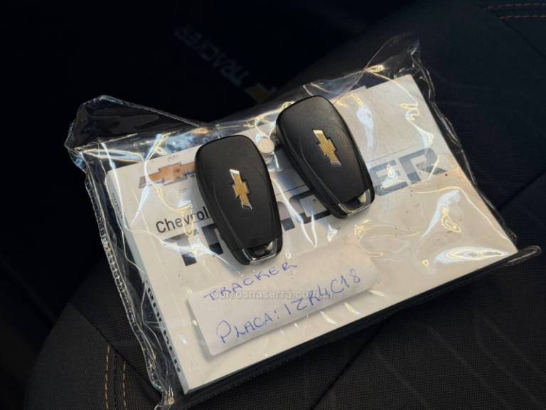 CHEVROLET - TRACKER - 2019/2019 - Prata - R$ 82.900,00