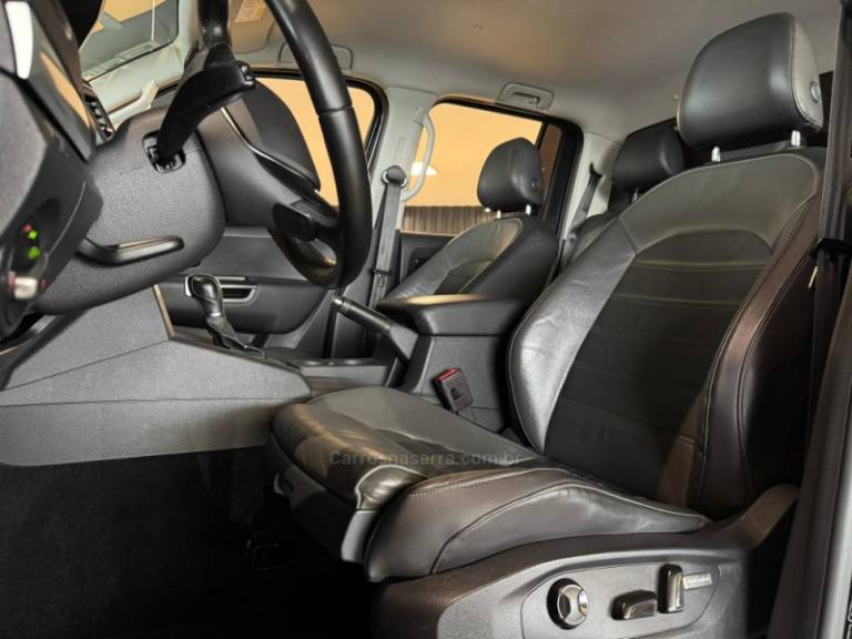 VOLKSWAGEN - AMAROK - 2017/2018 - Preta - R$ 144.900,00