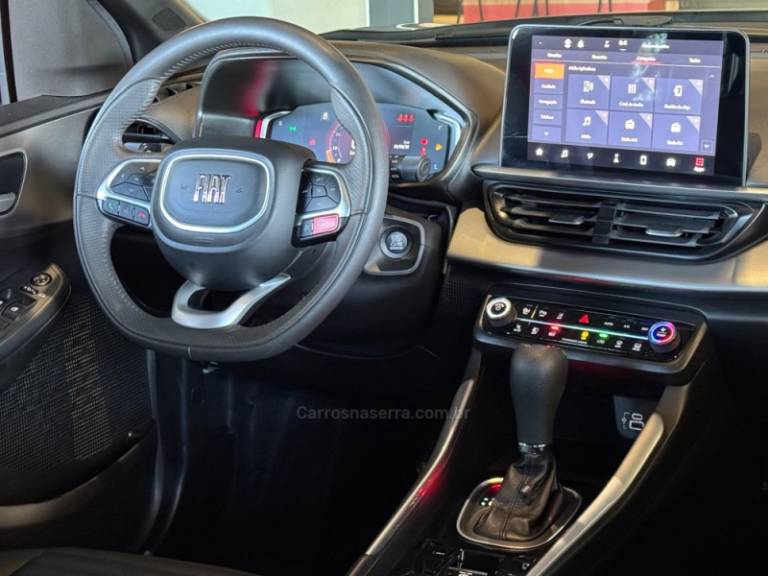 FIAT - FASTBACK - 2022/2023 - Cinza - R$ 118.900,00