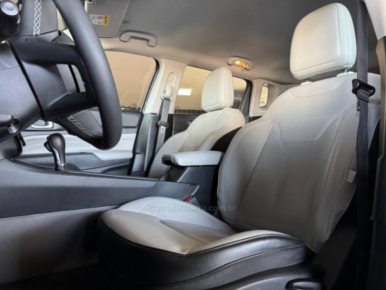 JEEP - COMPASS - 2021/2022 - Cinza - R$ 149.900,00