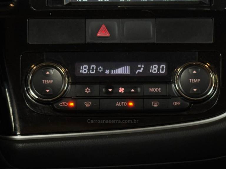 MITSUBISHI - OUTLANDER - 2013/2014 - Branca - R$ 81.900,00