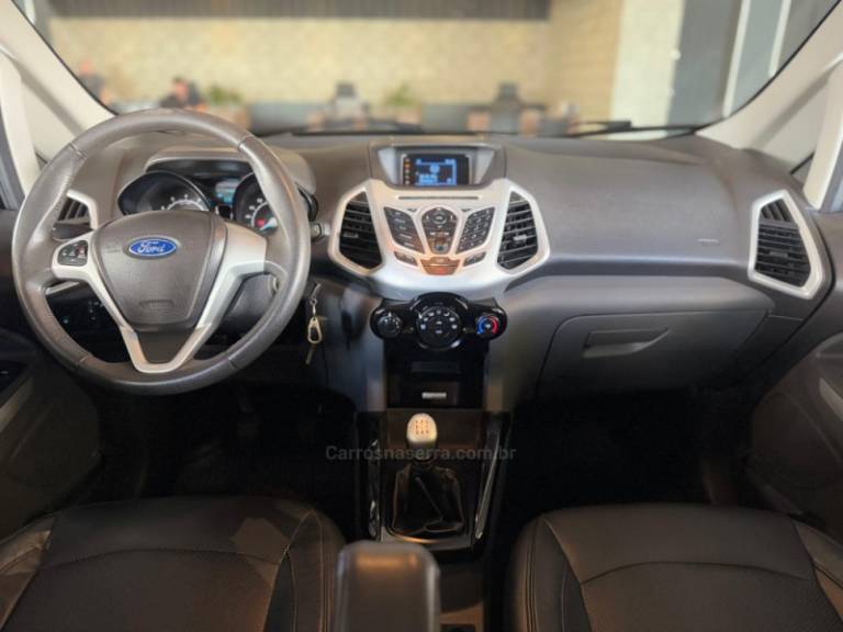 FORD - ECOSPORT - 2013/2014 - Preta - R$ 57.900,00