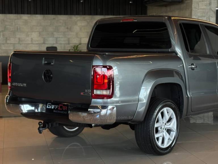 VOLKSWAGEN - AMAROK - 2019/2020 - Cinza - R$ 169.900,00