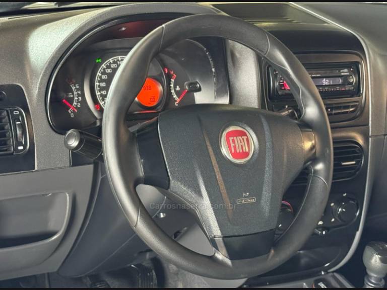 FIAT - STRADA - 2015/2015 - Branca - R$ 52.900,00