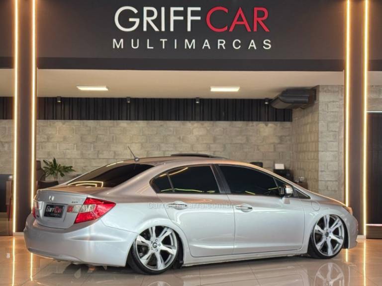 HONDA - CIVIC - 2011/2012 - Prata - R$ 77.900,00