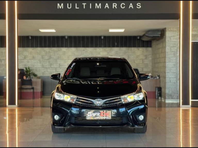 TOYOTA - COROLLA - 2015/2015 - Preta - R$ 87.900,00