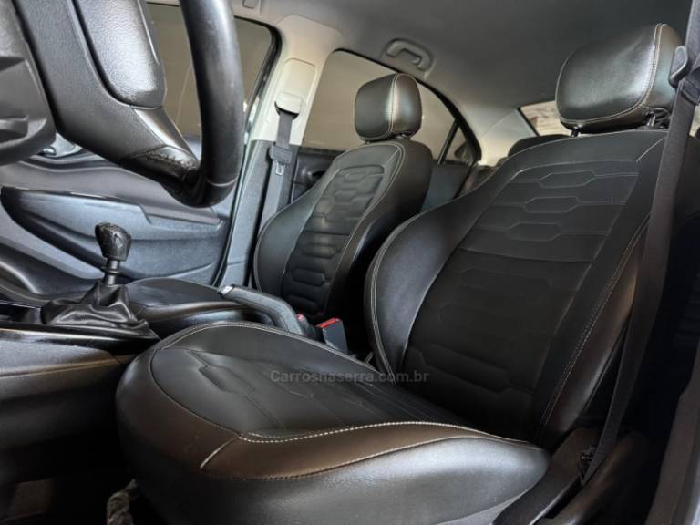 CHEVROLET - PRISMA - 2018/2019 - Preta - R$ 66.900,00