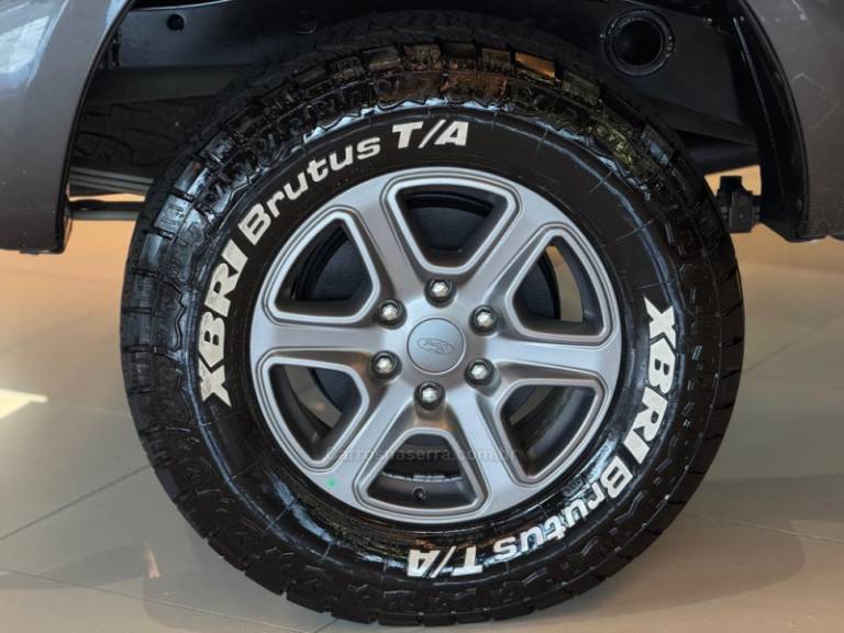 FORD - RANGER - 2021/2022 - Cinza - R$ 164.900,00