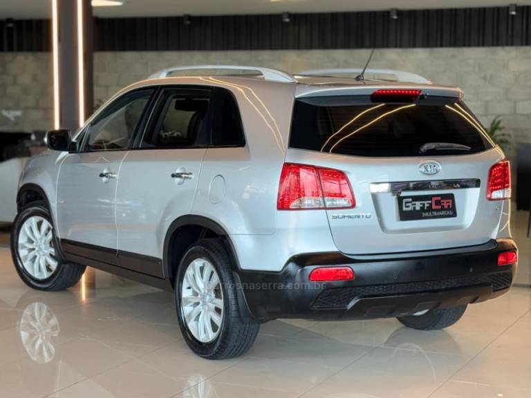 KIA MOTORS - SORENTO - 2010/2011 - Prata - R$ 54.900,00