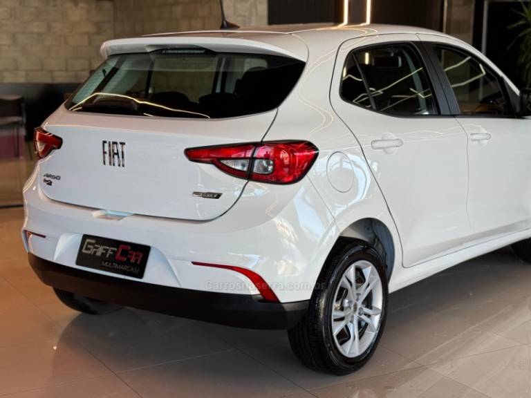 FIAT - ARGO - 2023/2024 - Branca - R$ 73.900,00