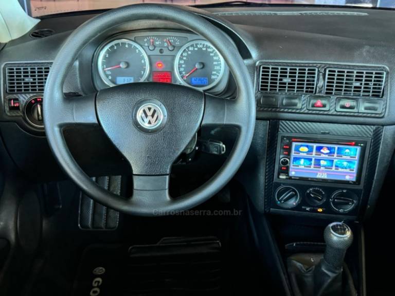 VOLKSWAGEN - GOLF - 2008/2008 - Preta - R$ 42.900,00