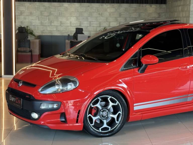 FIAT - PUNTO - 2014/2014 - Vermelha - R$ 89.900,00