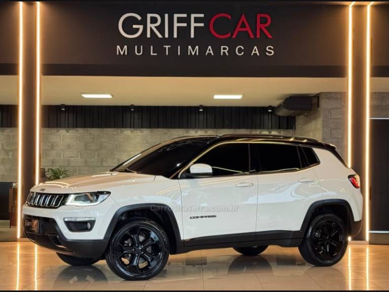 JEEP - COMPASS - 2016/2017 - Branca - R$ 94.900,00