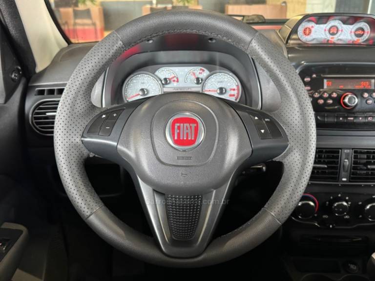 FIAT - STRADA - 2012/2013 - Verde - R$ 59.900,00