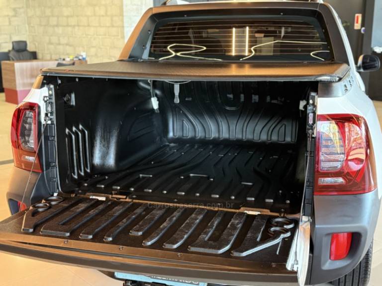 RENAULT - OROCH - 2019/2020 - Branca - R$ 79.900,00