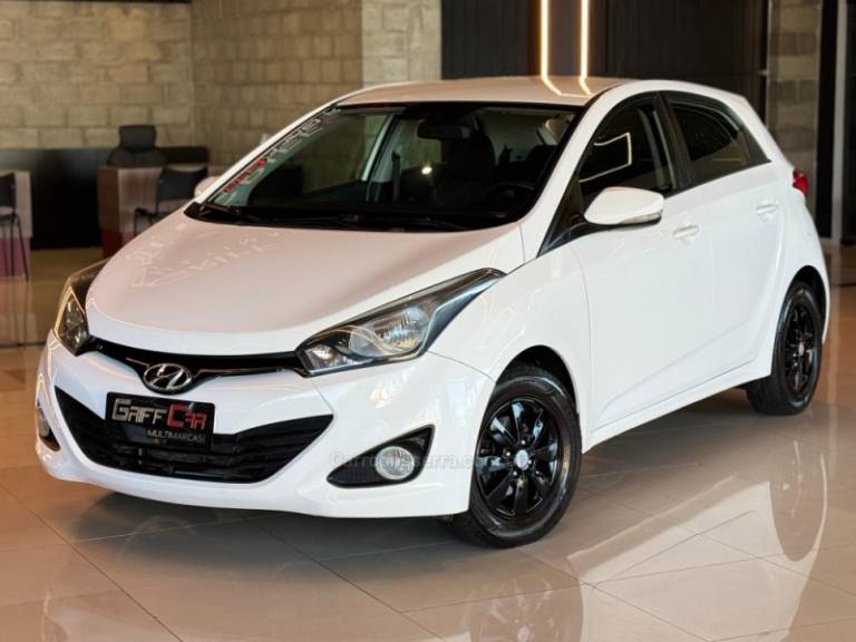 HYUNDAI - HB20 - 2013/2014 - Branca - R$ 44.900,00