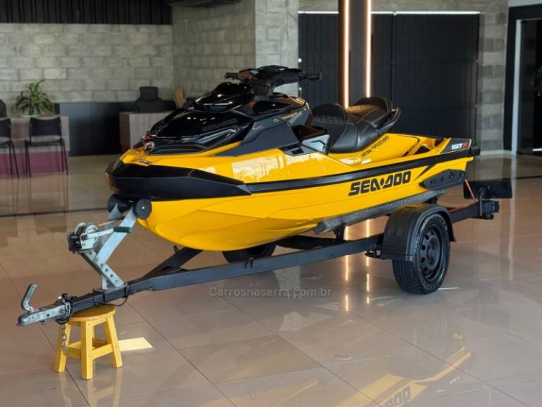 SEADOO - JET SKI - 2021/2022 - Amarela - R$ 139.900,00