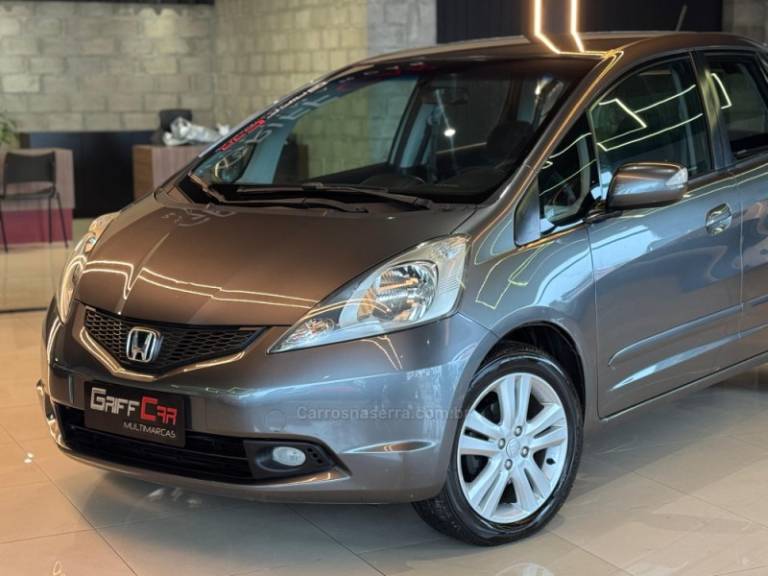 HONDA - FIT - 2011/2012 - Cinza - R$ 49.900,00