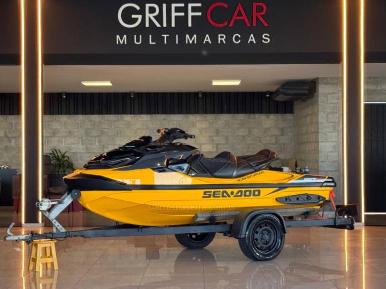 SEADOO - JET SKI - 2021/2022 - Amarela - R$ 139.900,00