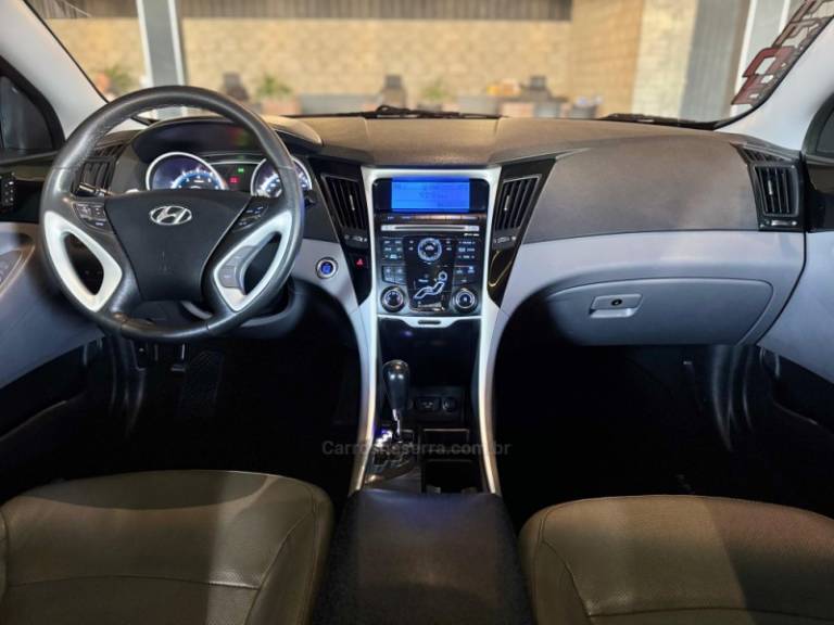 HYUNDAI - SONATA - 2012/2013 - Preta - R$ 74.900,00