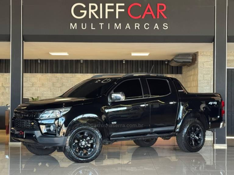 CHEVROLET - S10 - 2021/2022 - Preta - R$ 203.900,00