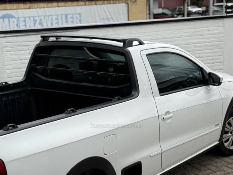 VOLKSWAGEN - SAVEIRO - 2013/2014 - Branca - Sob Consulta