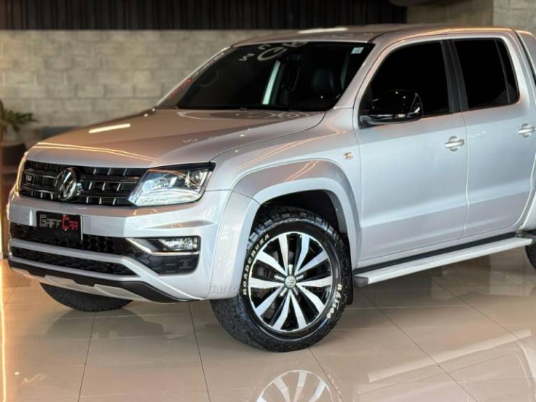 VOLKSWAGEN - AMAROK - 2018/2019 - Cinza - R$ 179.900,00