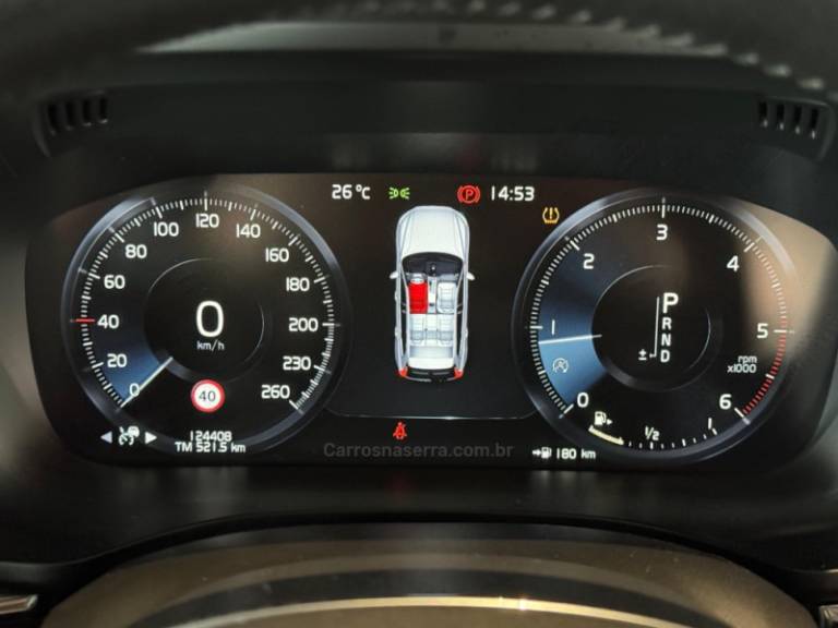 VOLVO - XC60 - 2019/2020 - Preta - R$ 189.900,00