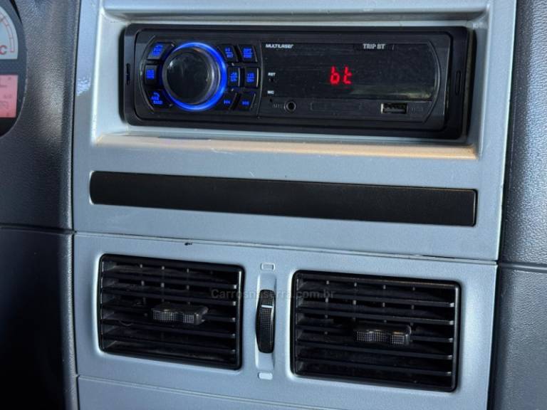 FIAT - PALIO - 2007/2008 - Prata - R$ 32.900,00