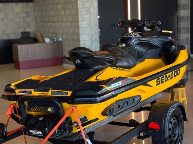 SEADOO - JET SKI - 2021/2022 - Amarela - R$ 139.900,00