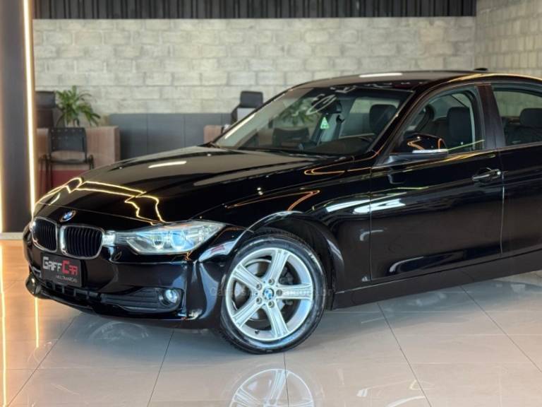 BMW - 316I - 2013/2014 - Preta - R$ 83.900,00