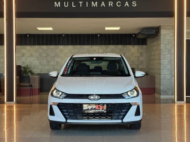 HYUNDAI - HB20 - 2023/2024 - Branca - R$ 72.900,00