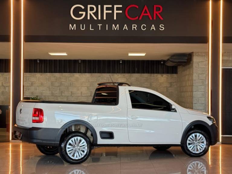 VOLKSWAGEN - SAVEIRO - 2023/2023 - Branca - R$ 74.900,00